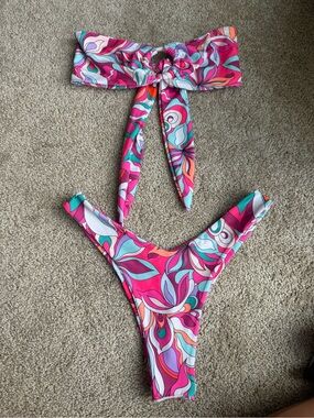 Berry Beachy Vibrant Floral Print Bikini Set in Pink & Teal- NWOT